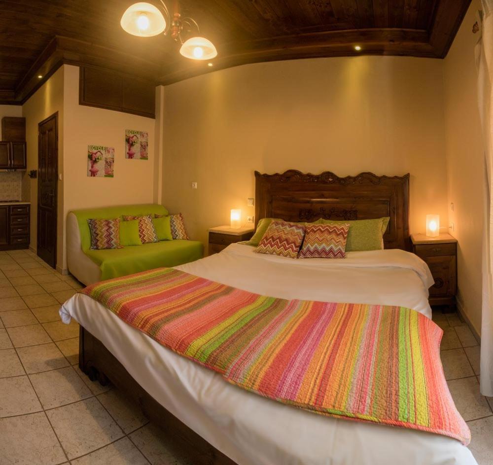 Guesthouse Theodorou Elati  Bagian luar foto